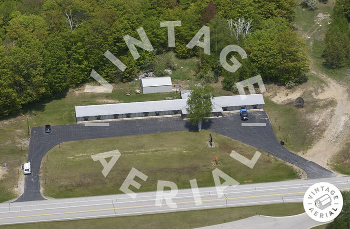 Wonderland Motel - 2003 Photo (newer photo)